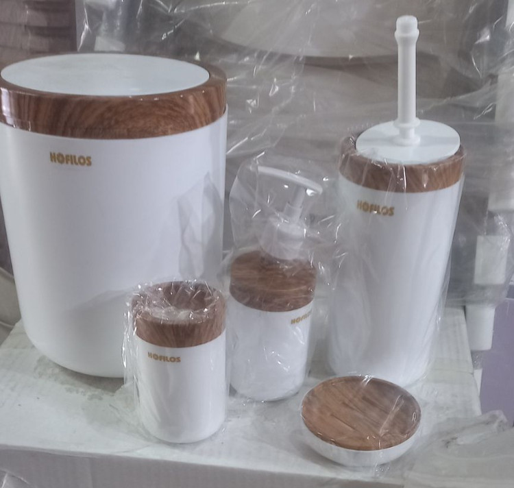 ست بهداشتی طرح چوب